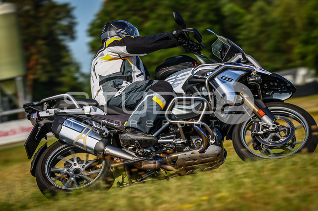 0888-260530DCB-032_888 | Deine Full-Service-Agentur für ✔️Videoproduktionen und ✔️Motorsportfotografie Jetzt Angebot anfragen!