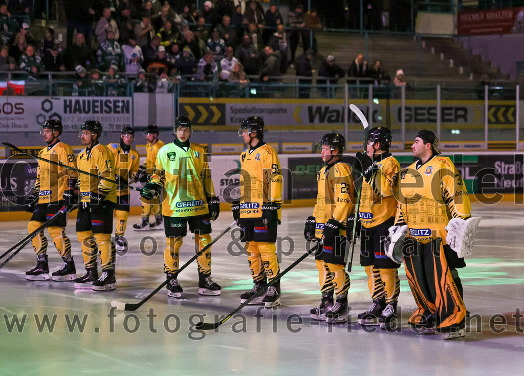 2025-10-10_027_TSV_Erding_gegen_onesto_Tigers_Bayreuth | Erding, Deutschland, 10.10.2025:Eishockey, Oberliga Süd 2025 / 2026, 7. Spieltag, TSV Erding gegen onesto Tigers Bayreuth, Endergebnis: 2:5Foto: Christian Riedel / fotografie-riedel.net