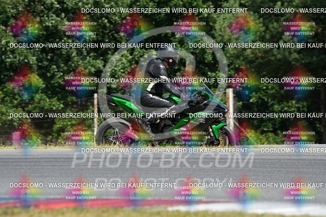2024_07_29_PBK_14682 | Sportfotografie; SlowMotion; Video; Rennstrecke; Hafeneger; Speer; Racing; RSE; BMW; CBO; Trackday; Motorsportarena; Hockenheimring; Brno; Most; Barcelona; Valencia