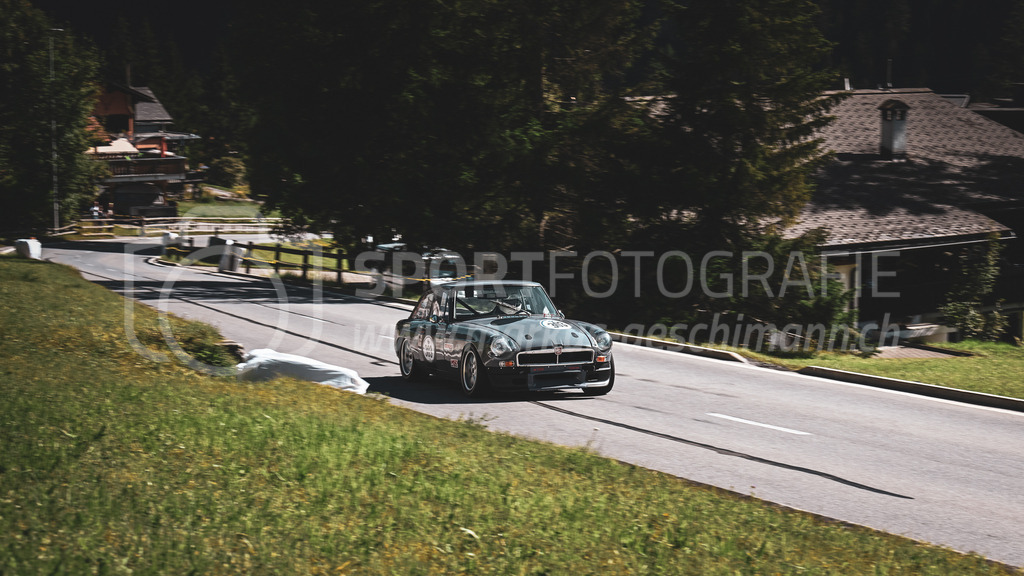 19. Arosa ClassicCar 2023 - 2. September 2023 | 19. Arosa ClassicCar 2023
Arosa, Schweiz
Endress Serge aus Wollerau mit der Startnummer 303 in einem MG MGB GT, Jahrgang 1973, in der Klasse Sport Trophy.
@arosaclassiccar, @arosa.official, #arosaclassiccar, #arosa, #76curves, #classiccar
Bild: Sportfotografie Markus Aeschimann | www.markus-aeschimann.ch - Realisiert mit Pictrs.com