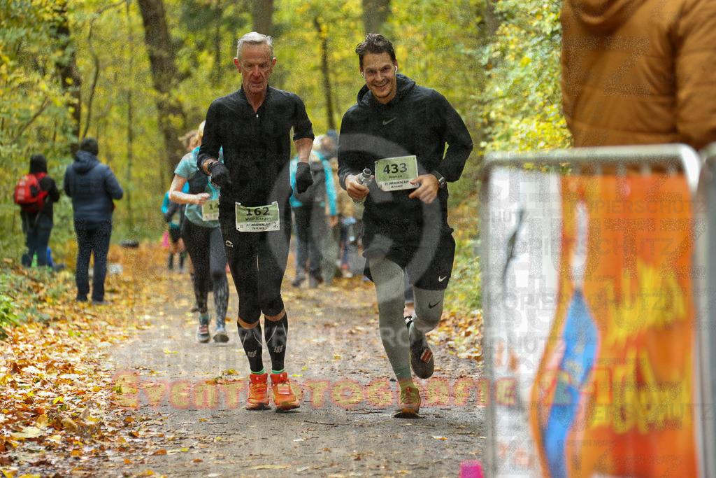 251026_1324_EX1_3334 | Sportfotografie im Rhein-Sieg Kreis, Köln, Bonn, NRW, Rheinland Pfalz, Hessen, etc. Unser Tätigkeitsfeld umfasst den Laufsport vom Volkslauf über den Marathon, Duathlon, Triathon bis zum Ultralauf wie Kölnpfad Ultra oder Schindertrail.