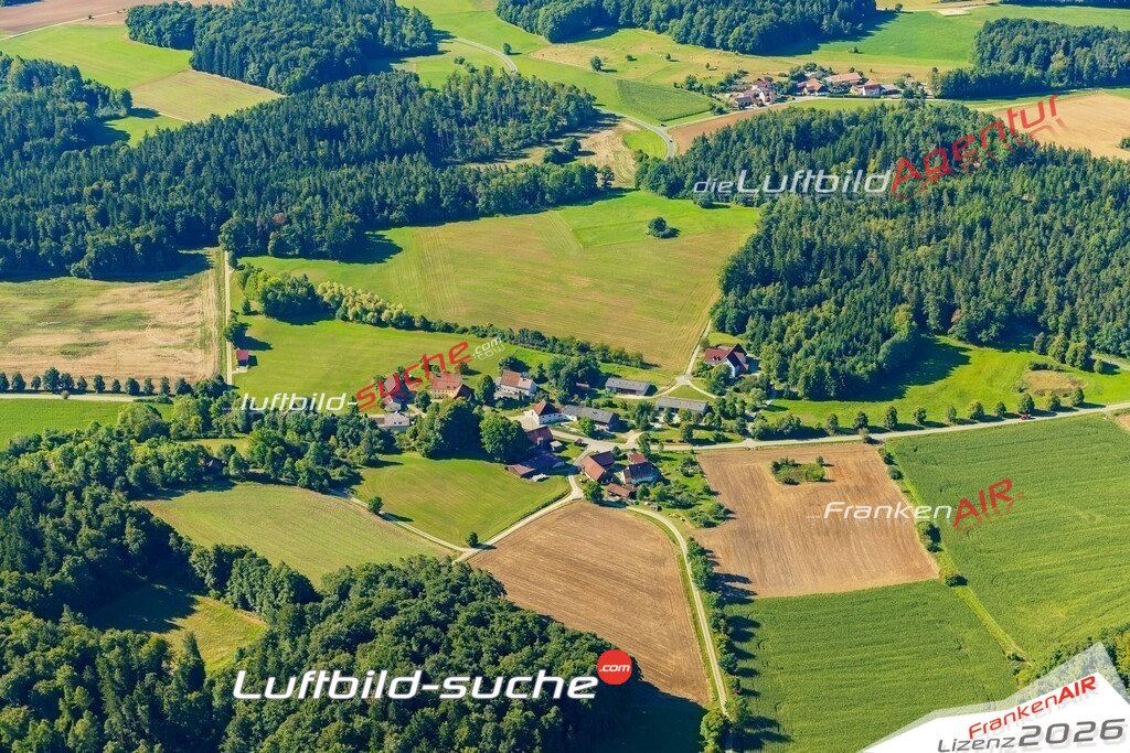 Namsreuth Königstein Bild- Das Luftbild wurde 2025 vom UL-Flugzeug heraus erstellt ( keine Drohne ) - Hochauflösende Luftaufnahme -Nicht vergleichbar mit Google Maps oder Satelittenbilder- Die Geschenkidee !Mit Lizenz und Bildrechte bestellbar