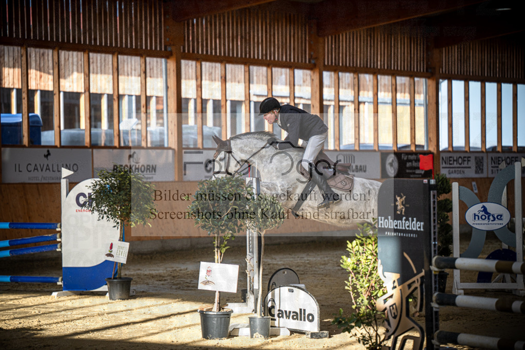 DOS_0724 | Entdecke hochwertige Reitturnierfotos von Foto Oger. Professionell, emotional und authentisch – jetzt Lieblingsmomente im Shop bestellen.Deutschlandweite Turnierfotografie. - Realisiert mit Pictrs.com