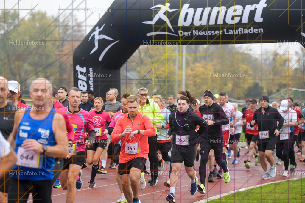 Neusser Erftlauf 2025  | 15km Neusser Erftlauf 2025 Foto: Heldenfoto.de