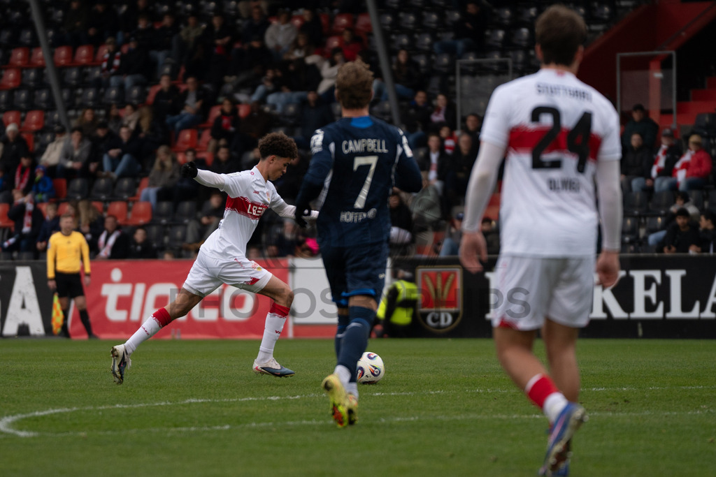 VfB Stuttgart II vs. TSG Hoffenheim II, Fussball, 3. Liga, 26. Spieltag, 15.03.2026 | Noah Darvich (VfB Stuttgart II, #31),VfB Stuttgart II vs. TSG Hoffenheim II, Fussball, 3. Liga, 26. Spieltag, 15.03.2026Foto: photosbyphips/Philip Ziegler