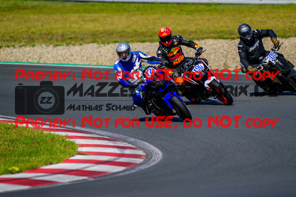 MaZZes_FotoMatrix_240724_6007705_2-127 | BLAU