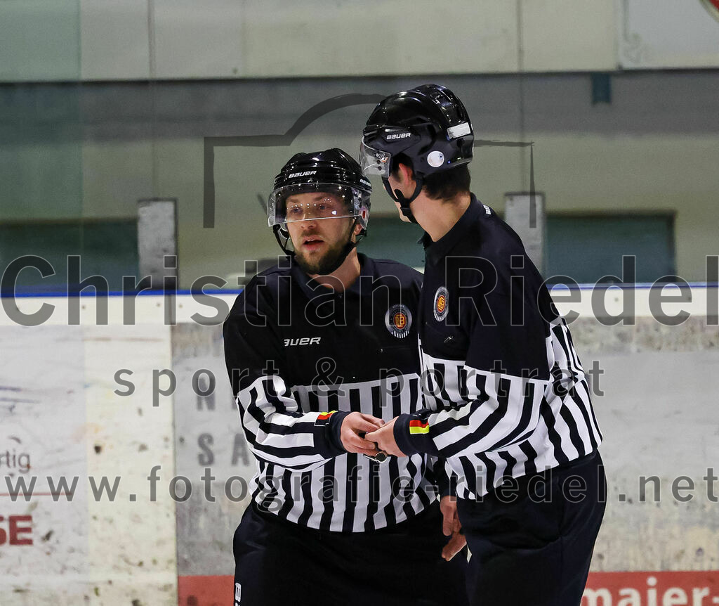 2022-11-20_035_TSV_Erding_gegen_ERSC_Amberg | Erding, Deutschland, 20.11.2022:
Eishockey, Bayernliga 2022 / 2023, 15. Spieltag, TSV Erding gegen ERSC Amberg, Endergebnis: 5:1

Foto: Christian Riedel / fotografie-riedel.net