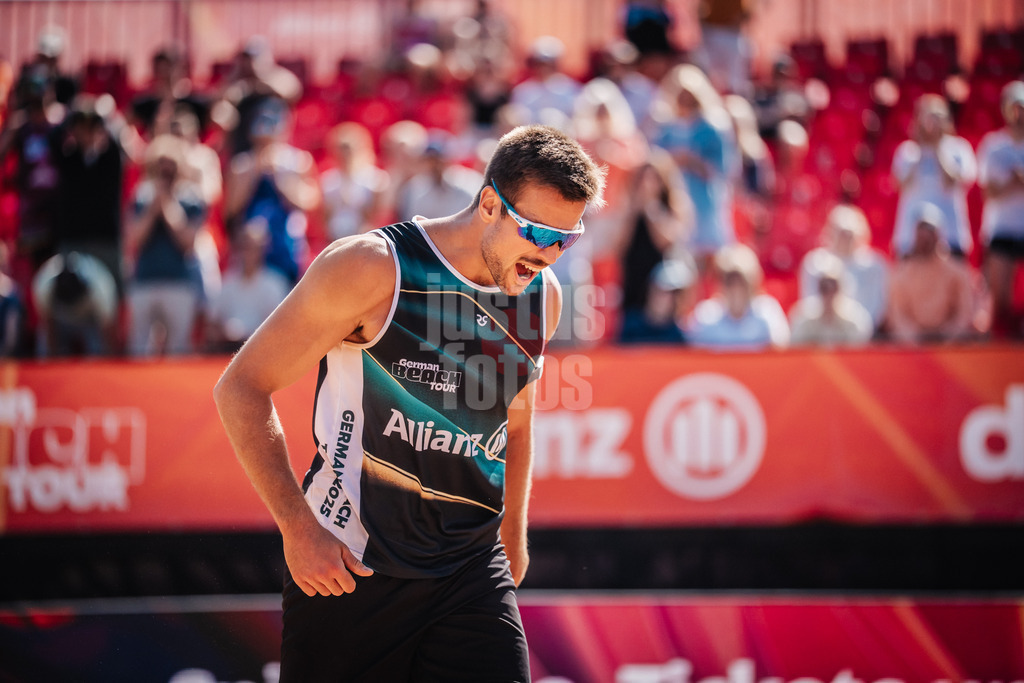 Beachvolleyball | Männer | Allianz German Beach Tour 2025 | Tourstop München | 12.07.2025 | Jannis Hopt ärgert sich