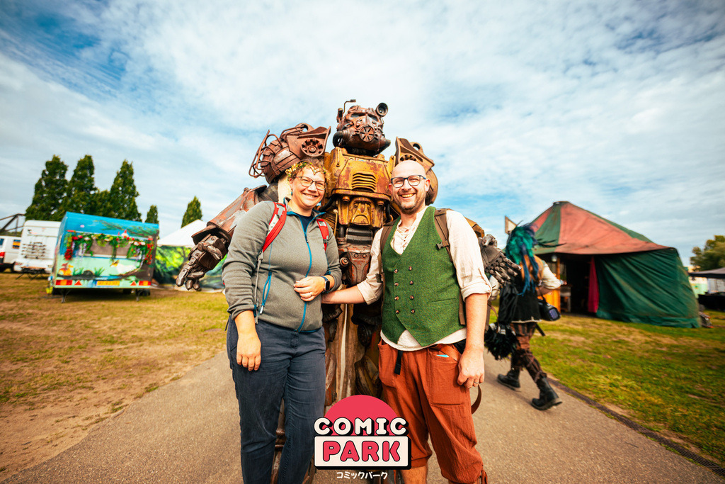 Tom Wenig -Comicpark ROS2026 SA-0094 | Hier findet ihr eure Fotografien und verschiedenste Motive zum Bestellen. - Realisiert mit Pictrs.com