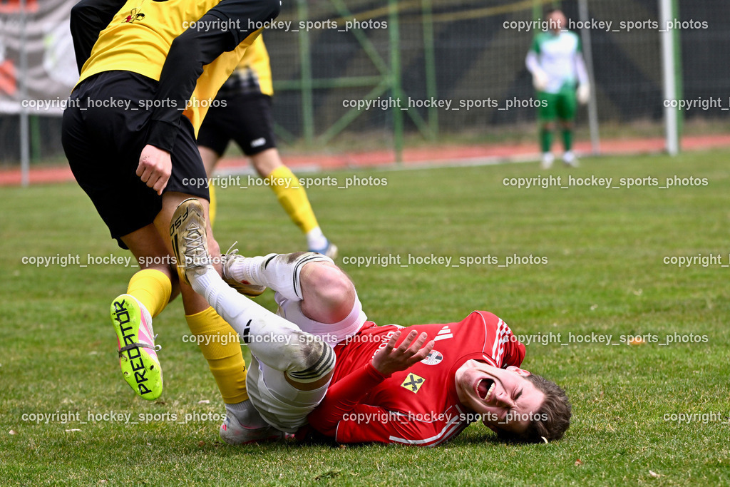 SV Arnoldstein vs. FC Union Sillian-Heinfels | #10 Thomas Pranter FC Sillian, #13 Fabian Ortner SV Arnoldstein, SV Arnoldstein vs. FC Union Sillian-Heinfels, SV Arnoldstein vs. FC Union Sillian-Heinfels am 29.03.2026 in Arnoldstein (Waldparkstadion Arnoldstein), Austria, (Photo by Bernd Stefan)