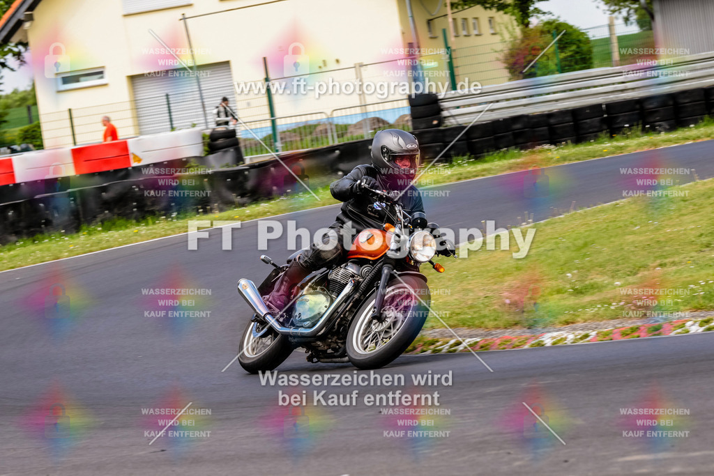 MotoTeamVBK-20749 | Hier findet Ihr Bilder von Touristenfahrten auf der Nürburgring Nordschleife oder von anderen Veranstaltungen die ich besucht habe. Viel Spass beim Durch Schauen 