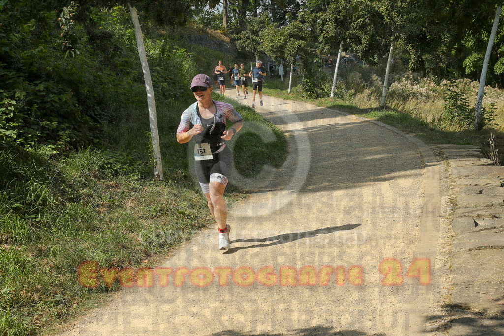 250824_1449_EX1_7698 | Sportfotografie im Rhein-Sieg Kreis, Köln, Bonn, NRW, Rheinland Pfalz, Hessen, etc. Unser Tätigkeitsfeld umfasst den Laufsport vom Volkslauf über den Marathon, Duathlon, Triathon bis zum Ultralauf wie Kölnpfad Ultra oder Schindertrail.