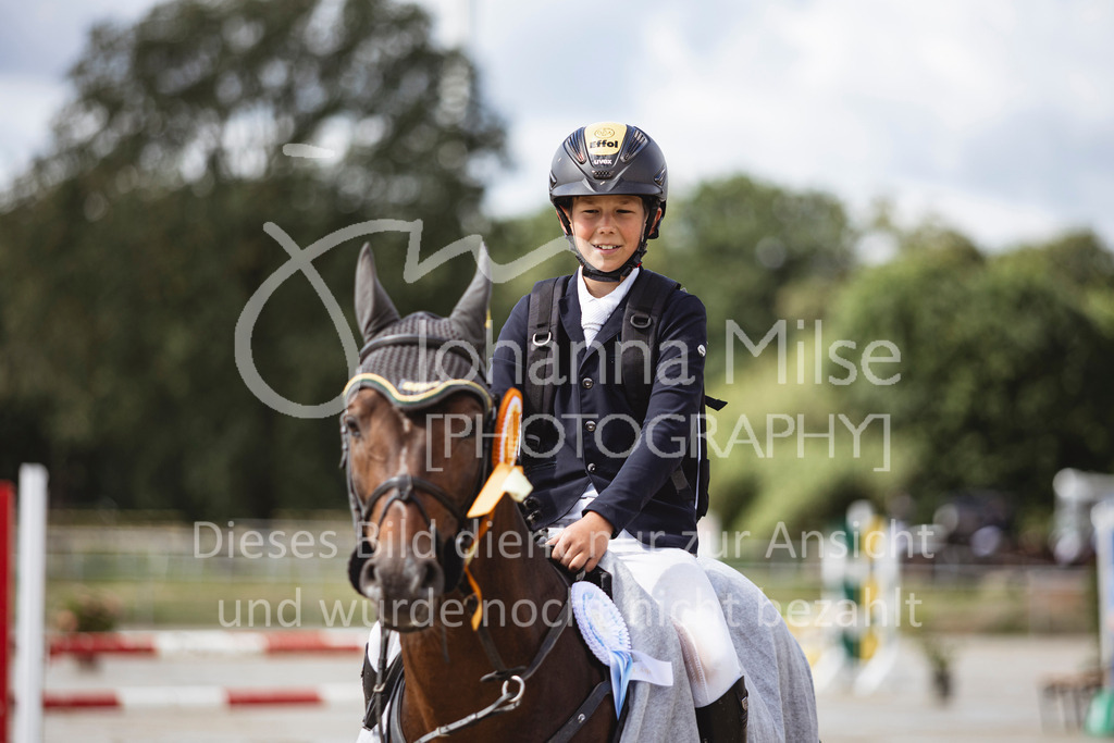 240615_CoesfeldLette_Stil-A-265 | Deine schönsten Turniermomente als professionelle Fotos! Entdecke hochwertige Pferdesport-Fotografie im Online-Shop. Jetzt Fotos finden & bestellen!