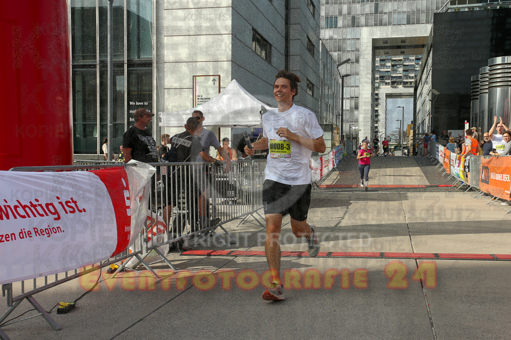 250920_1546_EX1_0647 | Sportfotografie im Rhein-Sieg Kreis, Köln, Bonn, NRW, Rheinland Pfalz, Hessen, etc. Unser Tätigkeitsfeld umfasst den Laufsport vom Volkslauf über den Marathon, Duathlon, Triathon bis zum Ultralauf wie Kölnpfad Ultra oder Schindertrail.