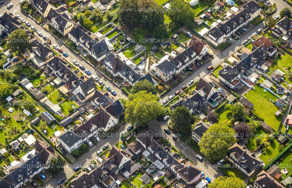 Dortmund231000604 | Luftbild, Werkssiedlung Oberdorstfeld, Fritz-Funke-Straße mit Baum auf Kreuzung Karlsglückstraße, Dorstfeld, Dortmund, Ruhrgebiet, Nordrhein-Westfalen, Deutschland