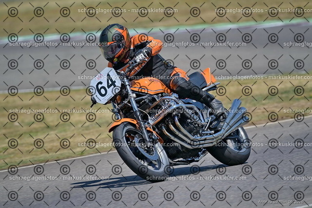 26bc03-2422 | markuskiefer.com - Realisiert mit Pictrs.com