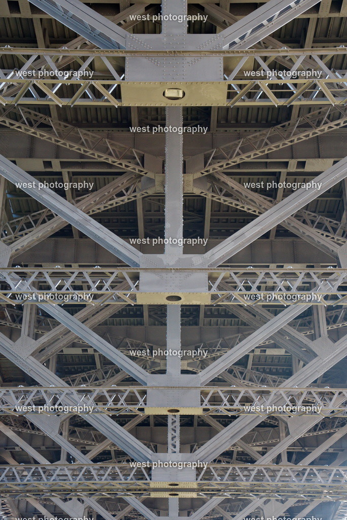 Habour Bridge from below 3 - AUS 2016 | west photography - Realisiert mit Pictrs.com