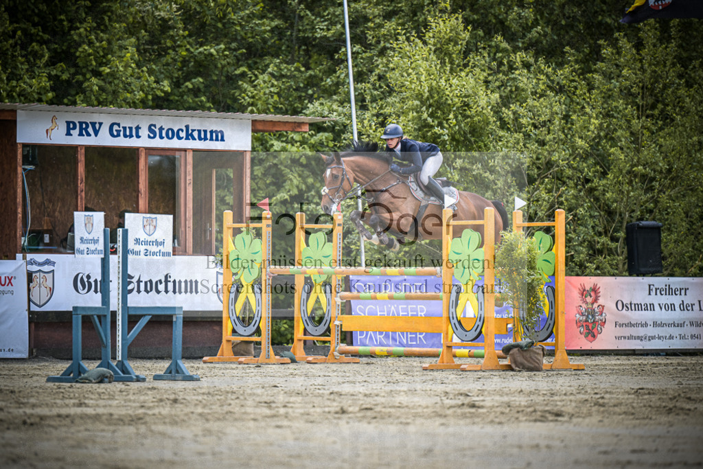 DOS_5936 | Entdecke hochwertige Reitturnierfotos von Foto Oger. Professionell, emotional und authentisch – jetzt Lieblingsmomente im Shop bestellen.Deutschlandweite Turnierfotografie. - Realisiert mit Pictrs.com