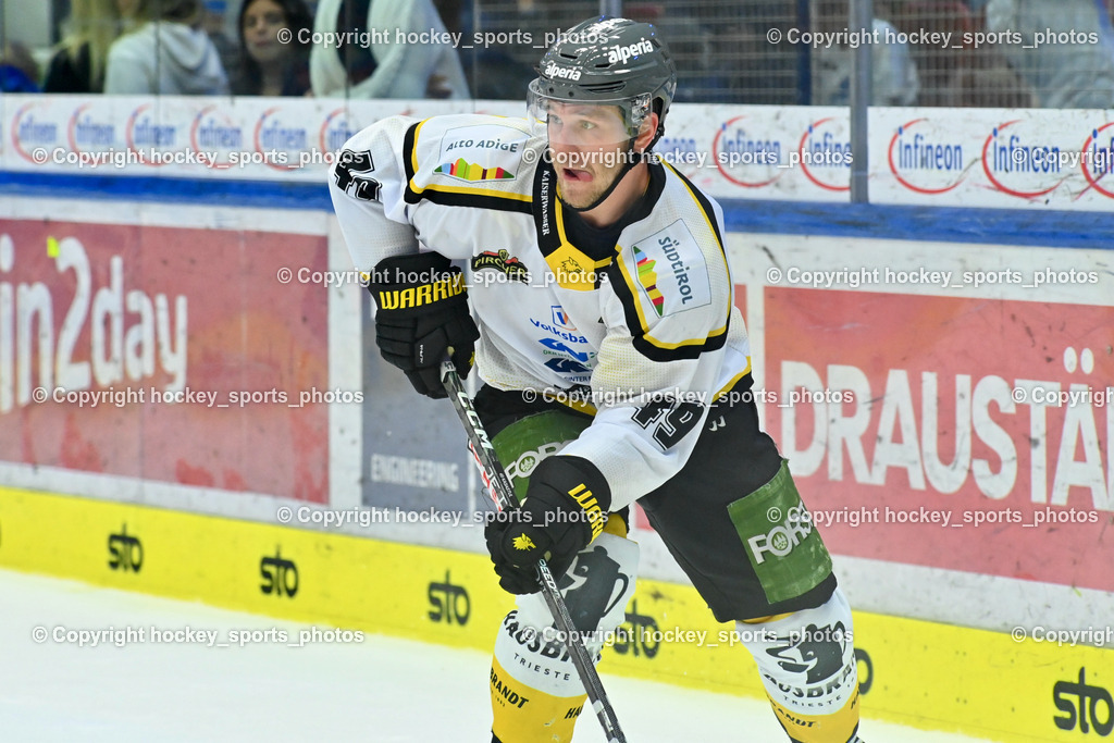 EC IDM Wärmepumpen VSV vs. HC Pustertal 8.10.2023 | #49 KASASTUL Christian HC Pustertal, EC IDM Wärmepumpen VSV vs. HC Pustertal 8.10.2023, EC IDM Wärmepumpen VSV vs. HC Pustertal am 08.10.2023 in Villach (Stadthalle Villach), Austria, (Photo by Bernd Stefan)