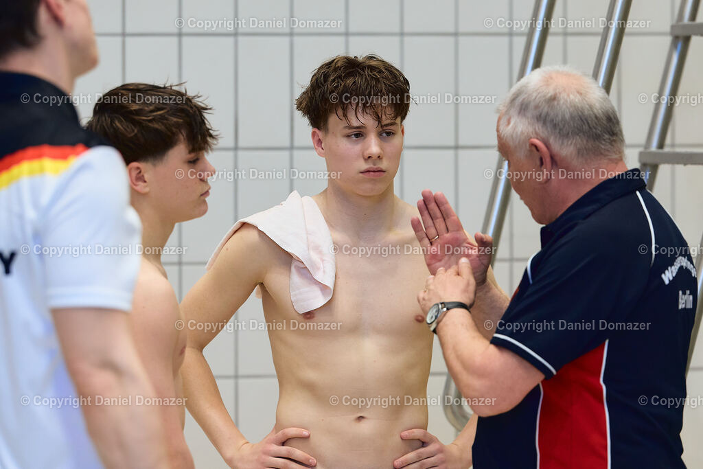 International Youth Diving Meet 2026 | Day 1 of 5 | International Youth Diving Meet 2026| Day 1 of 5 | 22.04.2026 | Youth diving competition featuring 1m and 3m springboard and platform at the Schwimmsportkomplex Freiberger Platz in Dresden.@ Domazer Photography - Realisiert mit Pictrs.com