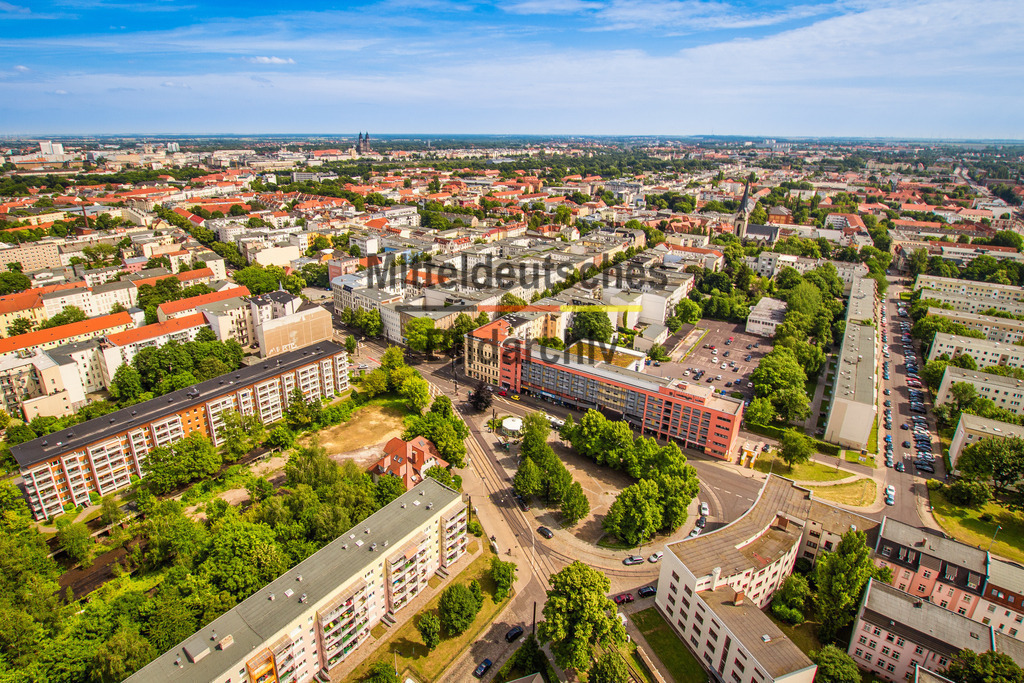 Magdeburg Stadtfeld Ost Olvenstedter Platz-9959 | Die schönsten Luftbilder von Sachen-Anhalt & Mitteldeutschland als Bilddatenbank zur kommerziellen Nutzung. Nutzen Sie unsere Erfahrung seit 2005 in der Luftbildfotografie. - Realisiert mit Pictrs.com