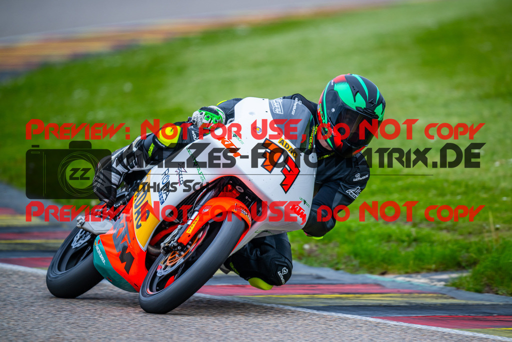 MaZZes_FotoMatrix_240503_6007705_9037 | KTM