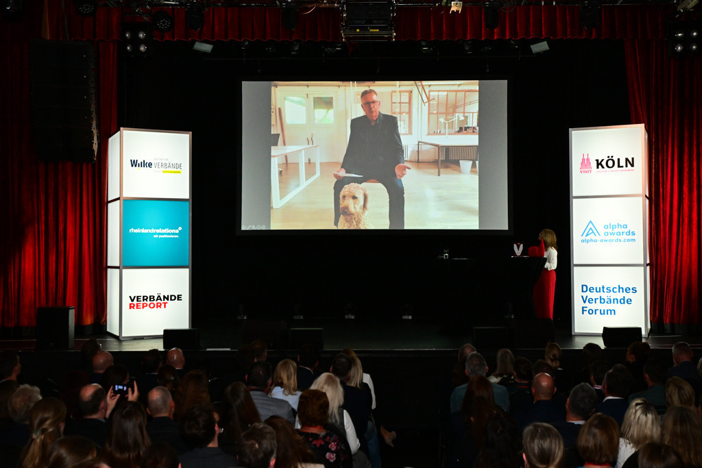 0208Media_V_Award_2025_Foto_Stefan_Wernz | Fotograf Köln - Realisiert mit Pictrs.com