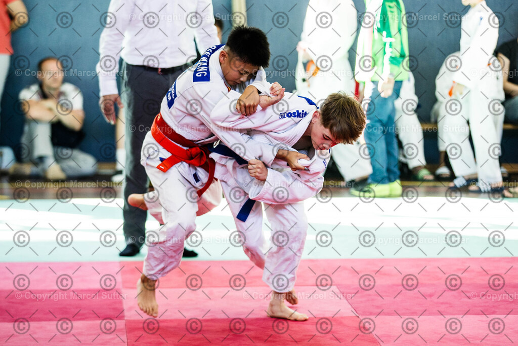250920-111727-_G2A0006-MarcelSutter | Finde und bestelle deine Sport- und Eventfotos in höchster Qualität. Professionelle Aufnahmen von Wettkämpfen, Veranstaltungen und Outdoor-Events – schnell und einfach online bestellen. - Realisiert mit Pictrs.com