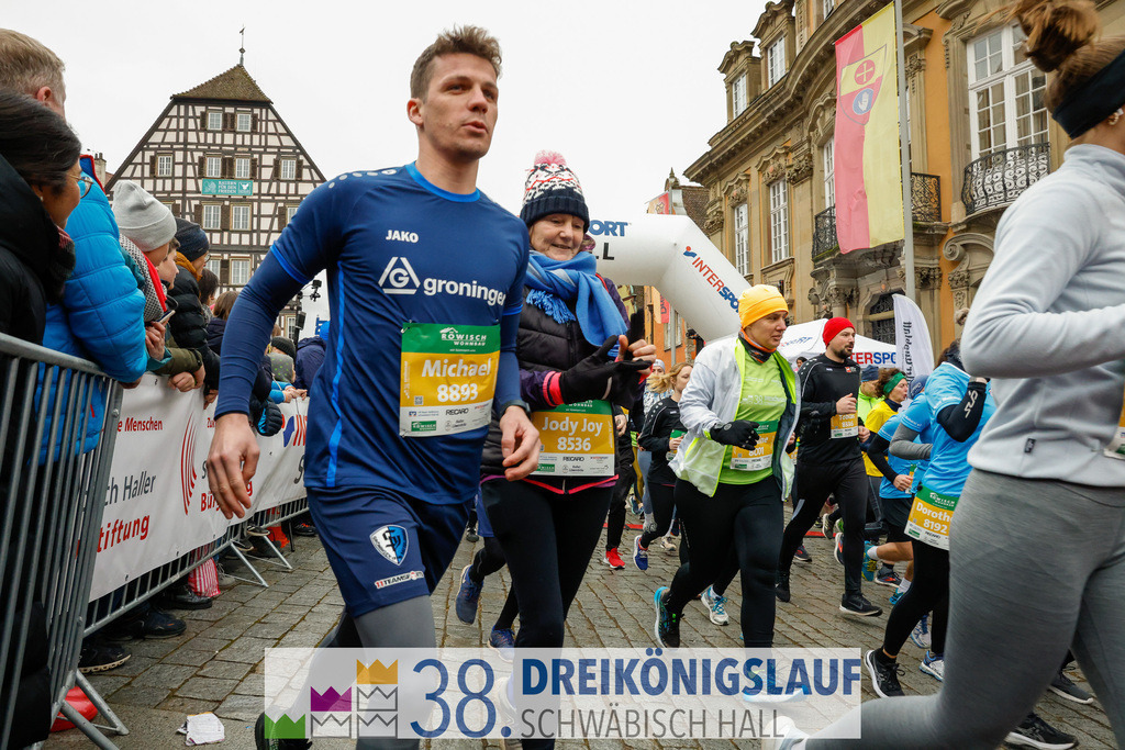 5km Roewisch Wohnbau Cup | 3 Koenigslauf 2024 5km Roewisch Wohnbau Cup - Realisiert mit Pictrs.com