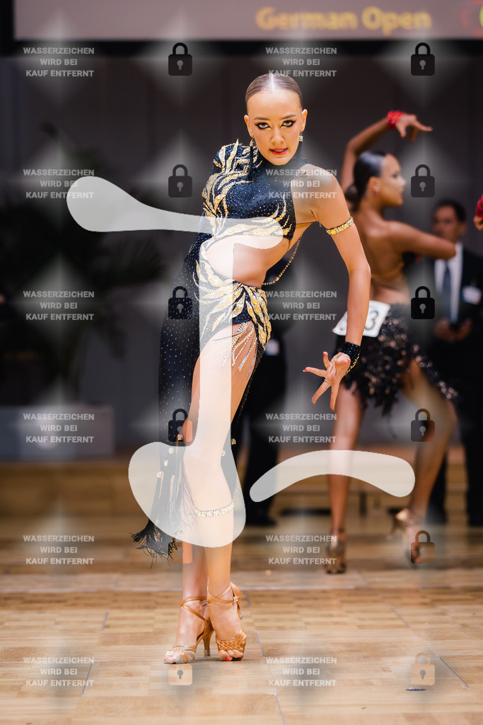 GOC 2025 - WDSF Solo Junior II Latin Female - 2025-08-21-8236 | Webshop for digital downloads and prints of dance sport, event & show photographer Julian Link - Realisiert mit Pictrs.com