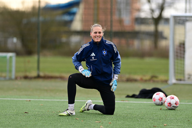 Fußball I Frauen I Saison 2025-2026 I Regionalliga Nord I 11. Spieltag I Hamburger SV U20 - Holstein Kiel I 27369 | Der Sportfotograf. - Realisiert mit Pictrs.com