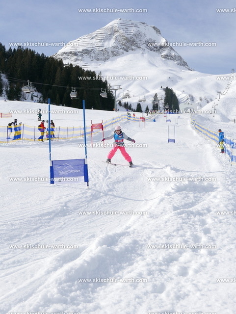 Hanne(3) | Photos von der Skischule Warth - Realisiert mit Pictrs.com