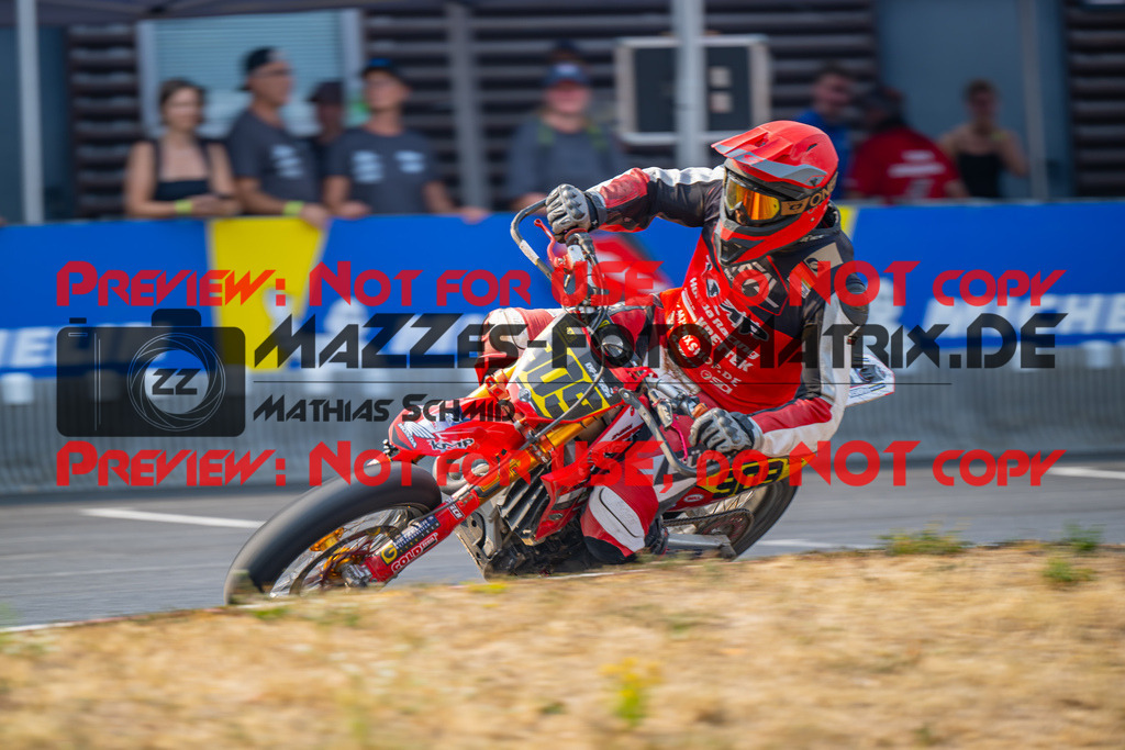 MaZZes-Fotomatrix-20260816-619217 | S2