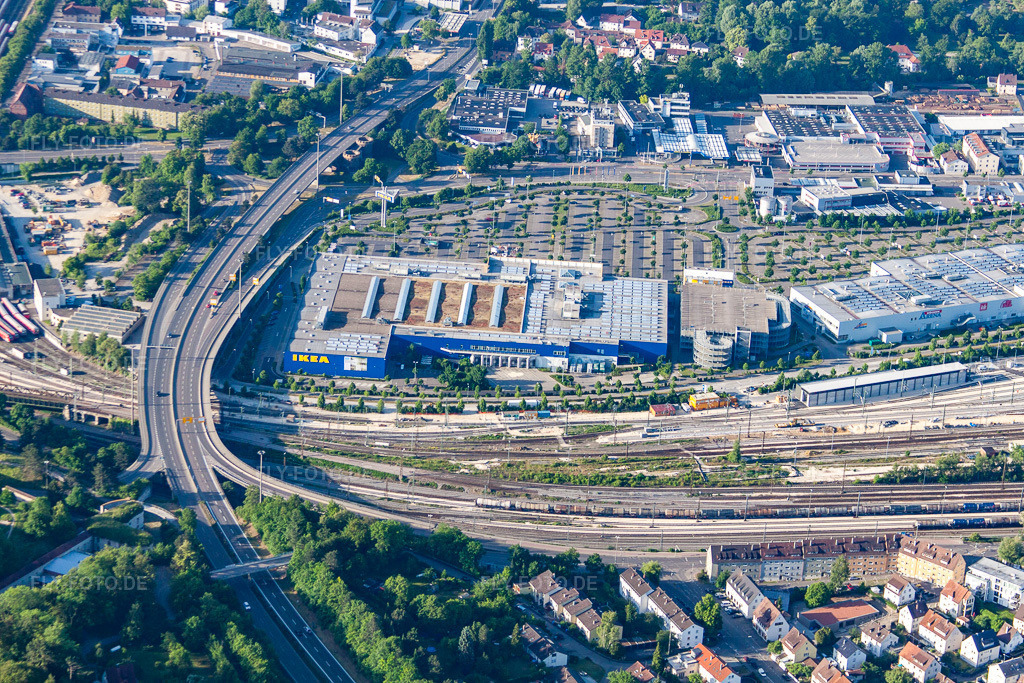 Luftbild: IKEA im Ortsteil Weststadt in Ulm im Bundesland Baden-Württemberg in Deutschland. Foto: IMG_67205.jpg vom 08.06.2014 durch Werner Riehm/FLY-FOTO.de