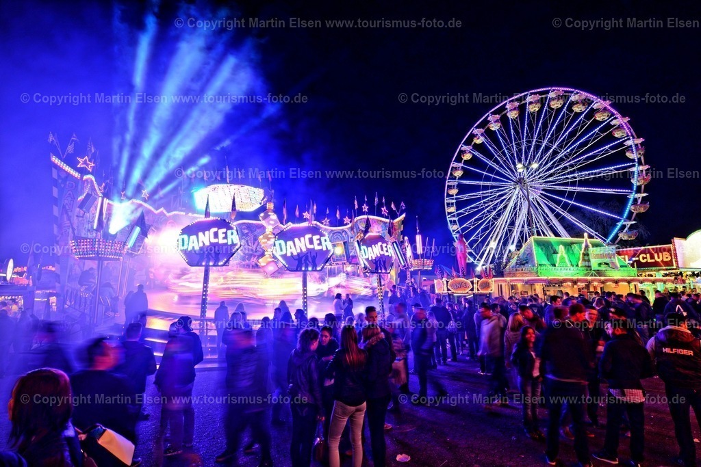 Neukloster Pfingstmarkt_ELS_2650 | Neukloster Pfingstmarkt - Aufnahmedatum: 23.05.2015, Aufnahmehoehe:  m, Koordinaten:  - , Bildgroesse: 7360 x  4912 Pixel - Copyright 2015 by Martin Elsen, Kontakt: Tel.: +49 157 74581206, E-Mail: info@schoenes-foto.deSchlagwoerter,Volksfest,Pfingsten,Jahrmarkt,Riesenrad,Feiern,Buden,Dancer,Foto - Realisiert mit Pictrs.com