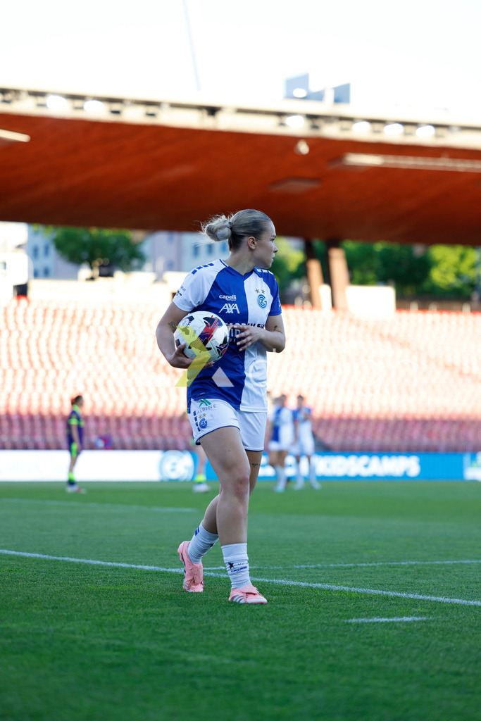 GC Zürich vs FC Zürich - AXA Women’s Super League Playoffs - Stadion Letzigrund | ELLA LJUŠTINA of Grasshopper Club Zürich during the AXA Women’s Super League Playoffs quarter-final second leg between GC Zürich and FC Zürich at Stadion Letzigrund, Zurich, Switzerland. - Realisiert mit Pictrs.com