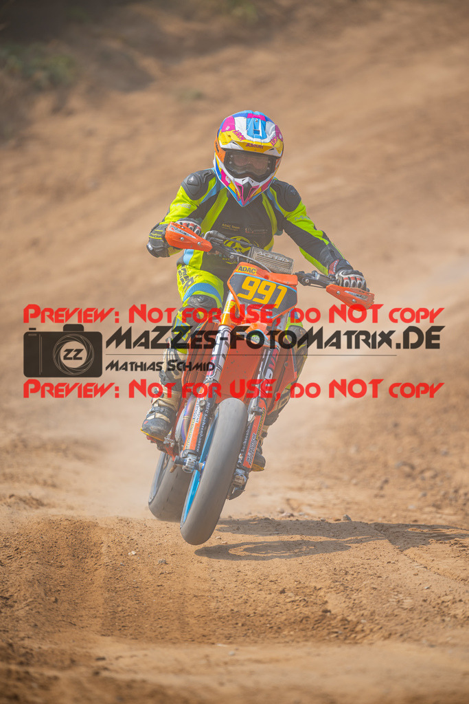 MaZZes-Fotomatrix-20260816-614945 | S2