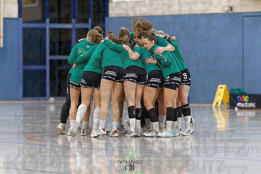 Frauen Regionalliga (HHV); HSG Wettenberg - HSG Twistetal | Frauen Regionalliga (HHV); HSG Wettenberg - HSG Twistetal am 08.11.2025 in Launsbach (Wettenberg) (Halle GS Launsbach (Wettenberg))Photo © 2025 - Jörg Heinrich - Realisiert mit Pictrs.com