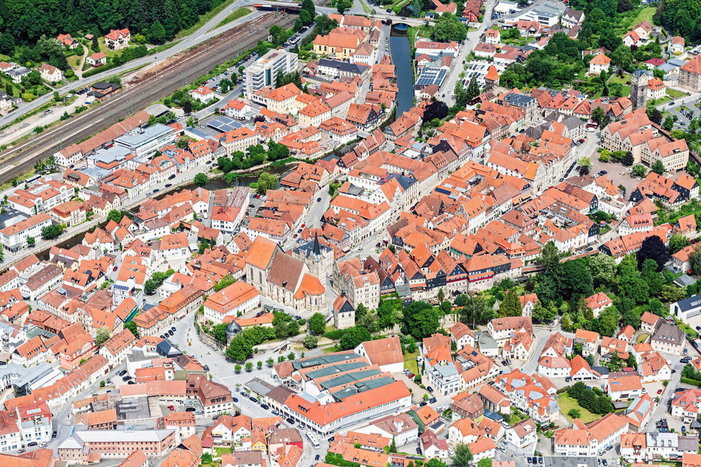 dr__0065654.jpg | KRONACH 15.06.2021 Altstadtbereich und Innenstadtzentrum in Kronach im Bundesland Bayern, Deutschland. // Old Town area and city center in Kronach in the state Bavaria, Germany. Foto: Daniel Reiter