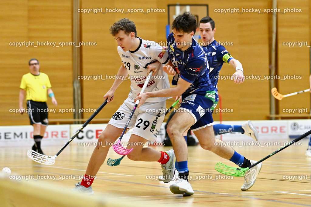VSV Unihockey vs. KAC Floorball | #29 Sebastian Flaschberger KAC Floorball, #20 David Gredler VSV Unihockey, #19 Philipp Seiser VSV Unihockey, VSV Unihockey vs. KAC Floorball, VSV Unihockey vs. KAC Floorball am 28.03.2026 in Villach (Ballspielhalle St. Martin), Austria, (Photo by Bernd Stefan)