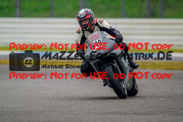 MaZZes_Fotomatrix_20240923_6007705_2798 | Fotograf Mathias Schmid
Sportfotograf,
Eventfotograf,
Hochzeitsfotograf,
Portraitfotograf