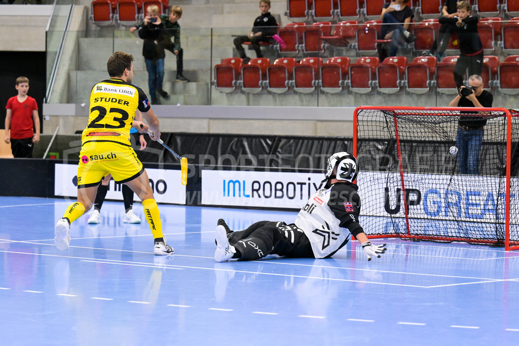 HC Rychenberg vs UHC Uster - 14. October 2022 | HC Rychenberg vs UHC Uster
AXA Arena, Winterthur
Bild: Sportfotografie Markus Aeschimann | www.markus-aeschimann.ch - Realisiert mit Pictrs.com