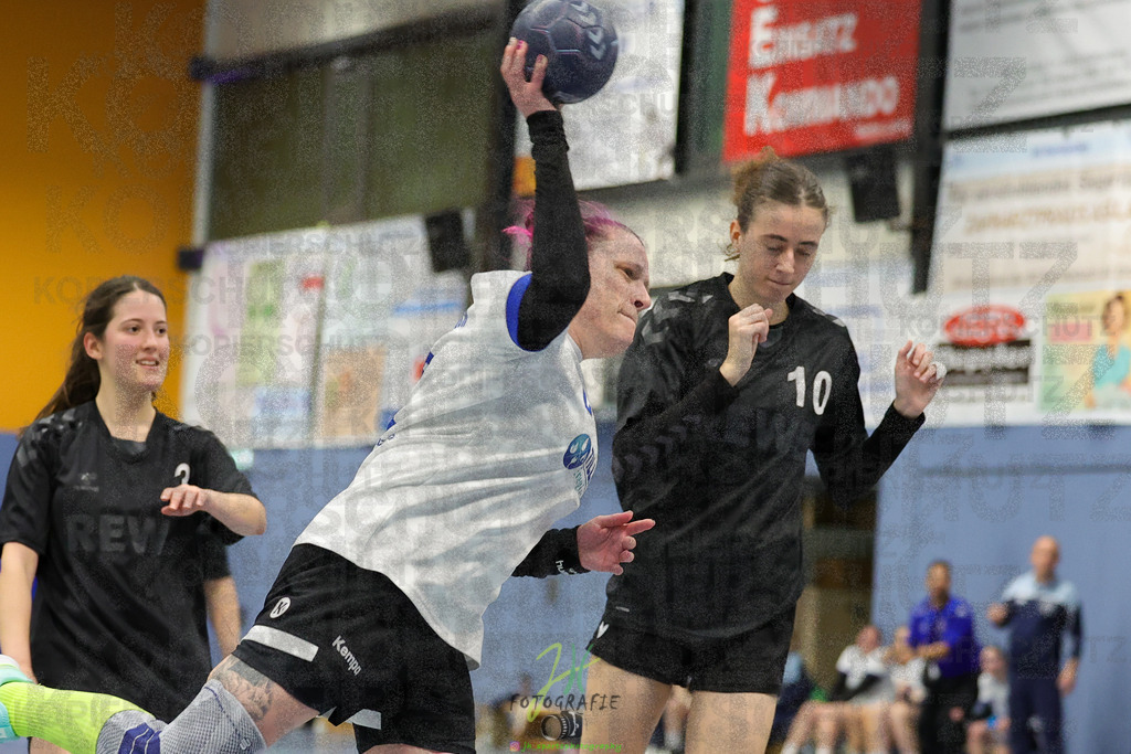 Frauen 2. Bezirksklasse, SG Rechtenbach - HSG Kleenheim/Langgöns III | Frauen 2. Bezirksklasse, SG Rechtenbach - HSG Kleenheim/Langgöns III am 16.11.2024 in Rechtenbach (Sporthalle Rechtenbach)Photo © 2024 - Jörg Heinrich - Realisiert mit Pictrs.com