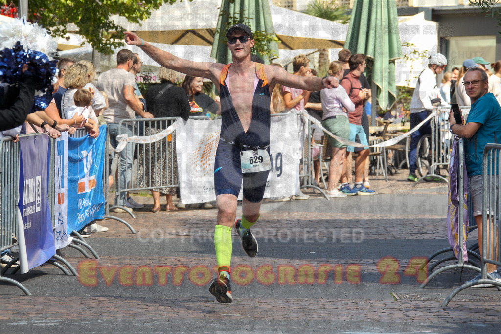 250824_1433_EV4_1909 | Sportfotografie im Rhein-Sieg Kreis, Köln, Bonn, NRW, Rheinland Pfalz, Hessen, etc. Unser Tätigkeitsfeld umfasst den Laufsport vom Volkslauf über den Marathon, Duathlon, Triathon bis zum Ultralauf wie Kölnpfad Ultra oder Schindertrail.
