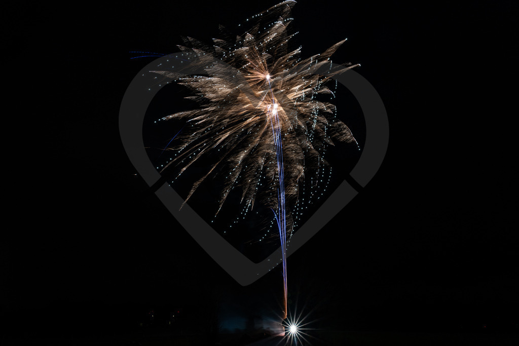 20260101_001607_Silvesterfeuerwerk | aloa-fotografie - Realisiert mit Pictrs.com