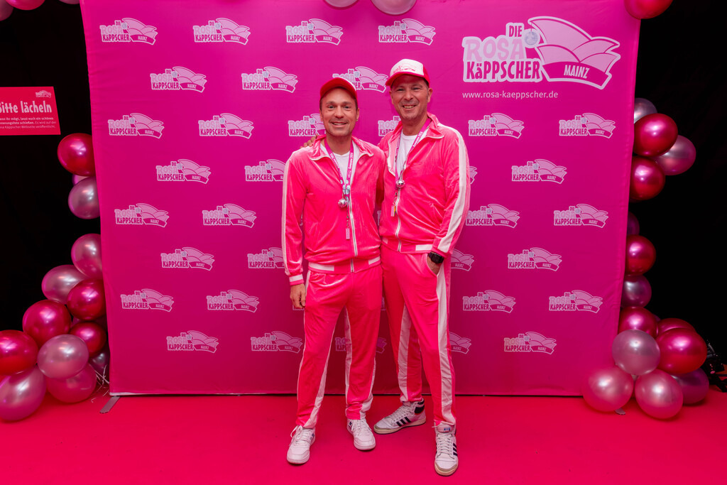 RosaSitzung-46 | Henke Visuals - Realisiert mit Pictrs.com