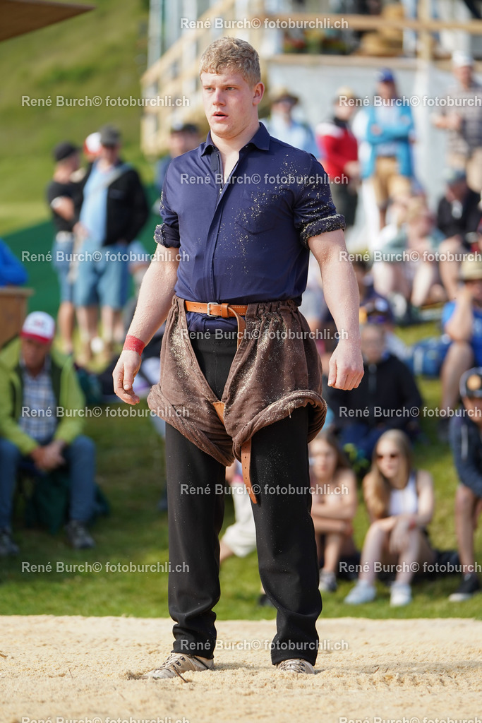 20220710-DSC02700 (2) | René Burch leidenschaftlicher Fotograf aus Kerns in Obwalden.  Hier finden sie Sport, Landschaft und Natur Fotografie.
 - Realisiert mit Pictrs.com