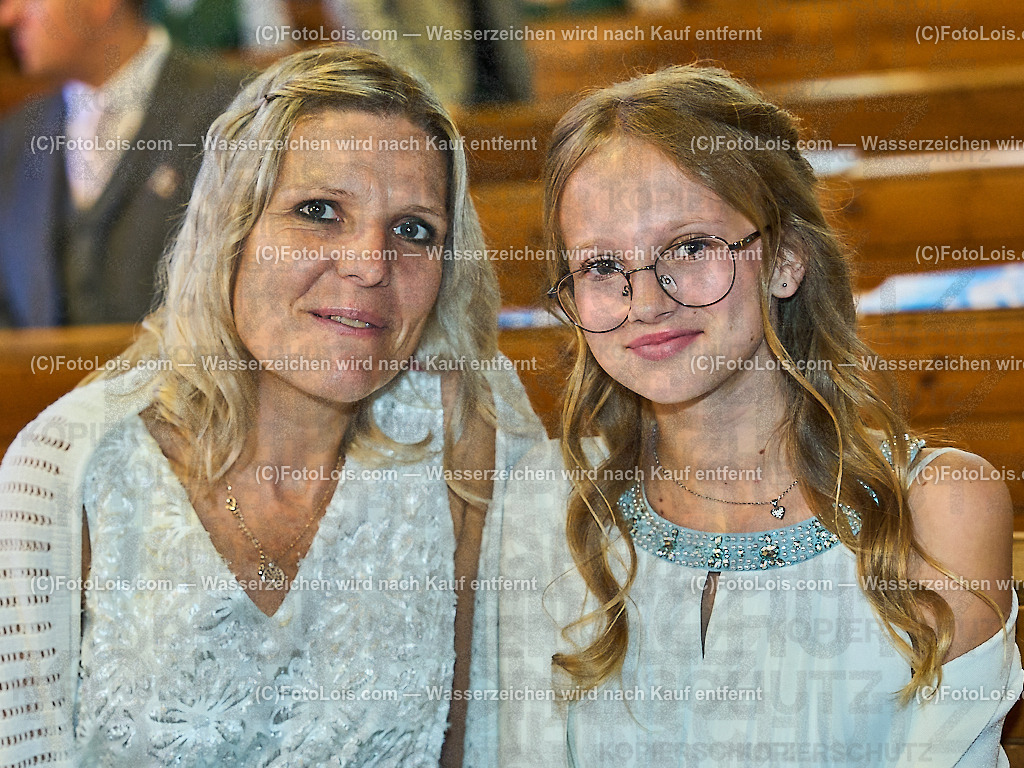 ALP0470_PfarrFirmung Wieselburg_Firmling-PateIn | (C)FotoLois.com, Alois Spandl, Firmung in der Pfarrkirche Wieselburg mit Generalvikar Dr. Christoph Weiss, Dechant Pfarrer Daniel Kostrzycki und Monignore Franz Dammerer, Sa 15. Juni 2024.