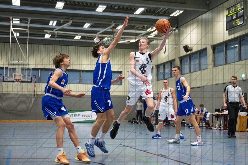 JBBL PlayOffs Nord 25/26 | Spieltag 16 | Charisma Young Bulls vs. Sience City Jena | 13.03.26: JBBL PlayOffs Nord 25/26 | Spieltag 16 | Charisma Young Bulls vs. Sience City Jena / Osnabrück / Deutschland  //   CREDIT:www.bullenfotos.de, Martin König, Hörner Weg 40, D-49078 Osnabrück, +4917663732967 // Nutzung und Weitergabe nur zu den vereinbarten Zwecken. Presseanfragen an Ersteller. Alle Rechte beim Ersteller. Honorierung nach MFM. - Realisiert mit Pictrs.com