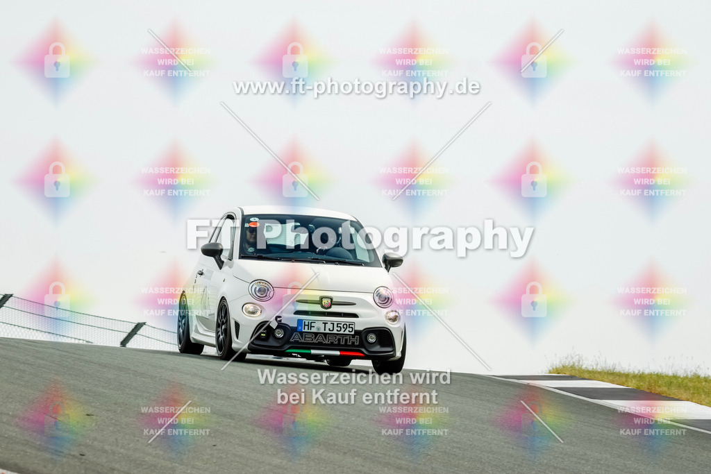 _GTS6242 | Hier findet Ihr Bilder von Touristenfahrten auf der Nürburgring Nordschleife oder von anderen Veranstaltungen die ich besucht habe. Viel Spass beim Durch Schauen 